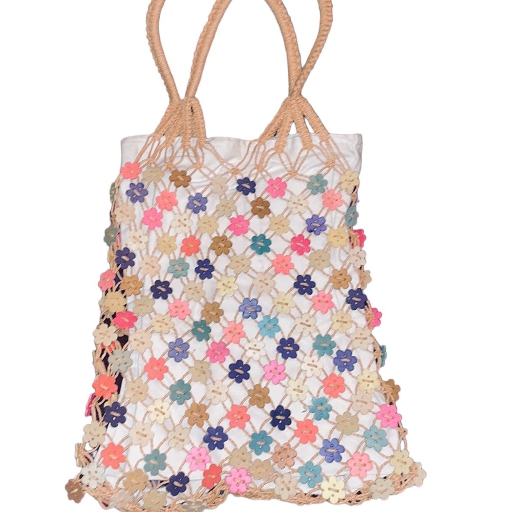Macrame/Canvas Tote with Interwoven Wooden Flowers  NWOT. Bohemian